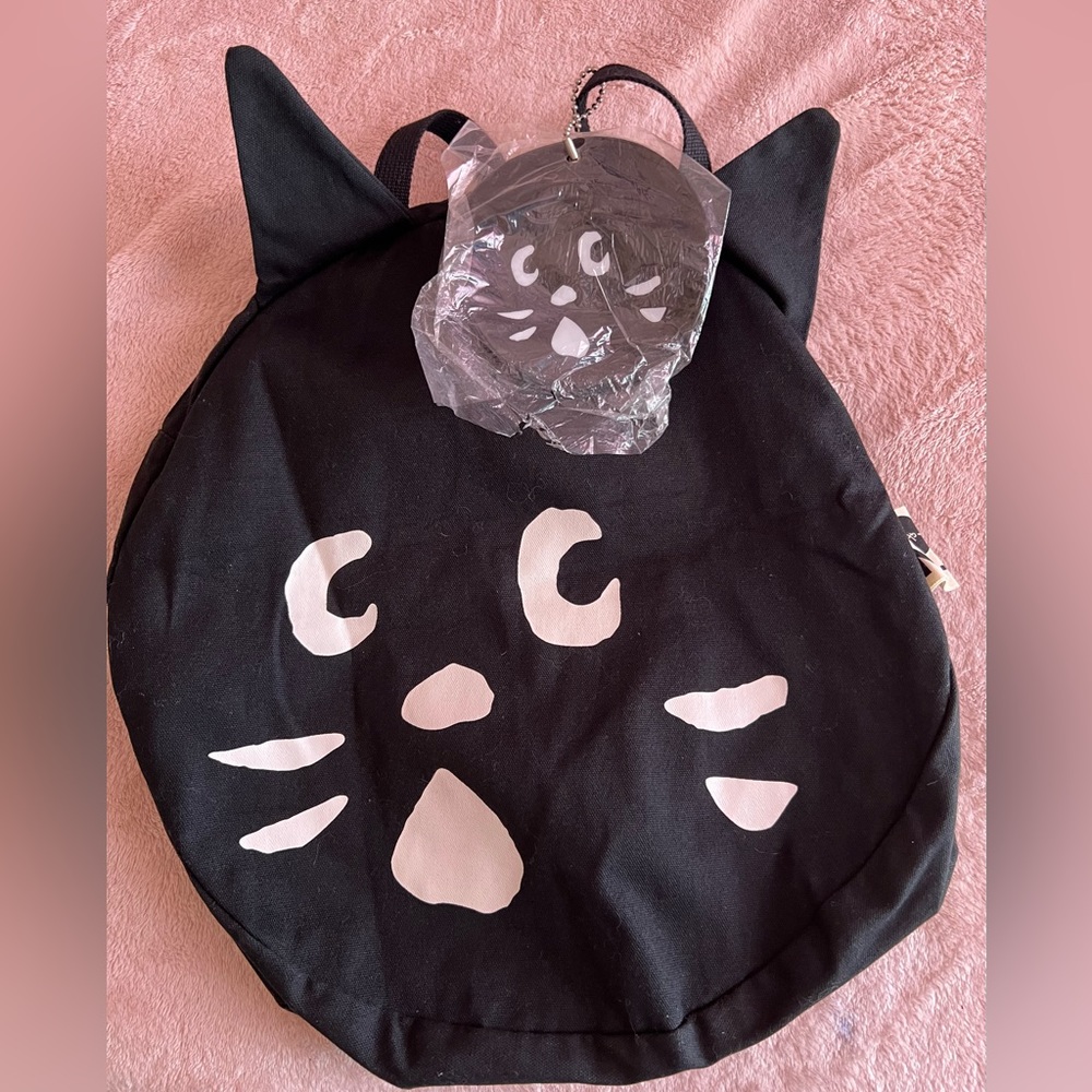 Issey Miyake Ne-Net cat ears bag